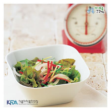Fresh Lettuce Kimchi