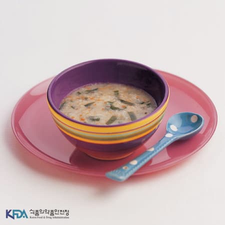 Pine Mushroom Seaweed Soup