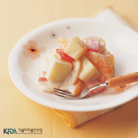 Fruit Yogurt Salad