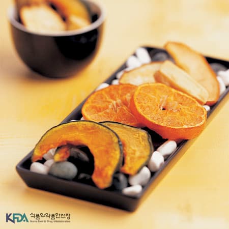 Stone-grilled Vegetables and Fruit