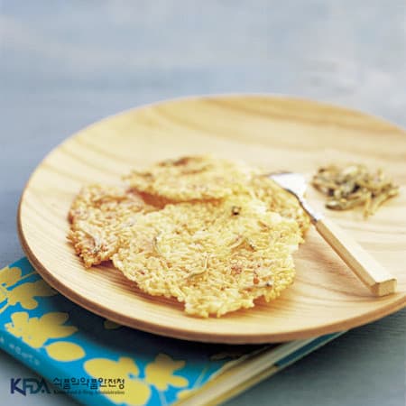 Anchovy Scorched Rice Snack
