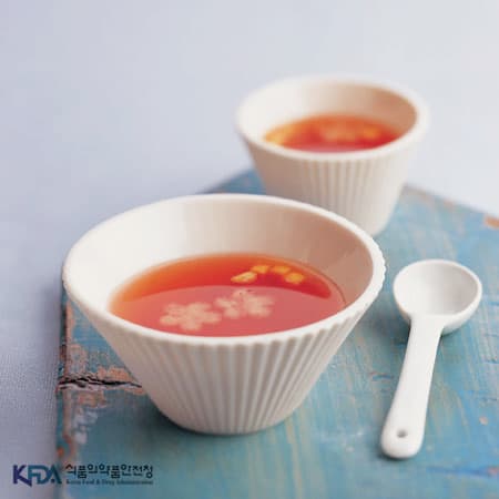 Peach Hwachae (Sweet Fruit Punch)