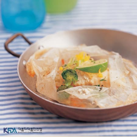 Sea Bream Baked in Paper (Papillote)