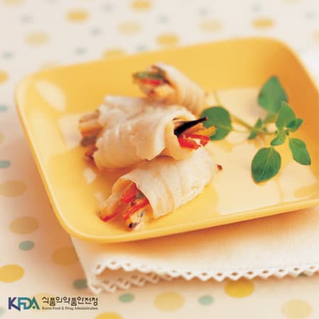 Braised Fish and Vegetable Roll