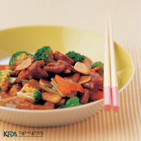 Stir-fried Broccoli and Beef