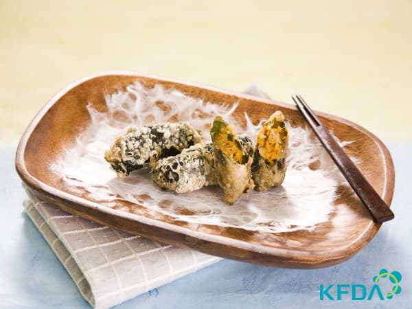 Fried Perilla Leaf and Sweet Pumpkin