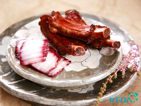 Grilled Pork Ribs and White Kimchi Braised in Wine