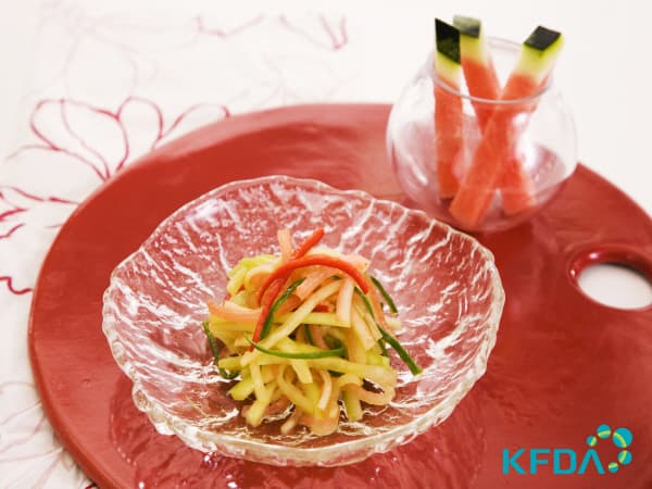 Stir-fried Watermelon Rind and Green Chili