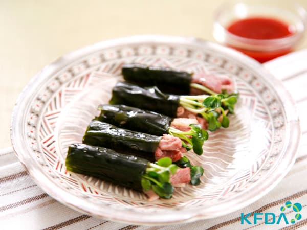 Duck Meat Gompi Seaweed Wrap