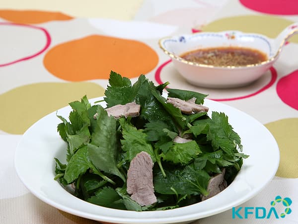 Pimpinella Pork Salad