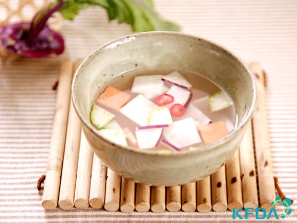 Kohlrabi Watery Kimchi