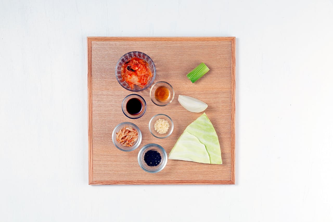 Stir-fried Kimchi and Cabbage
