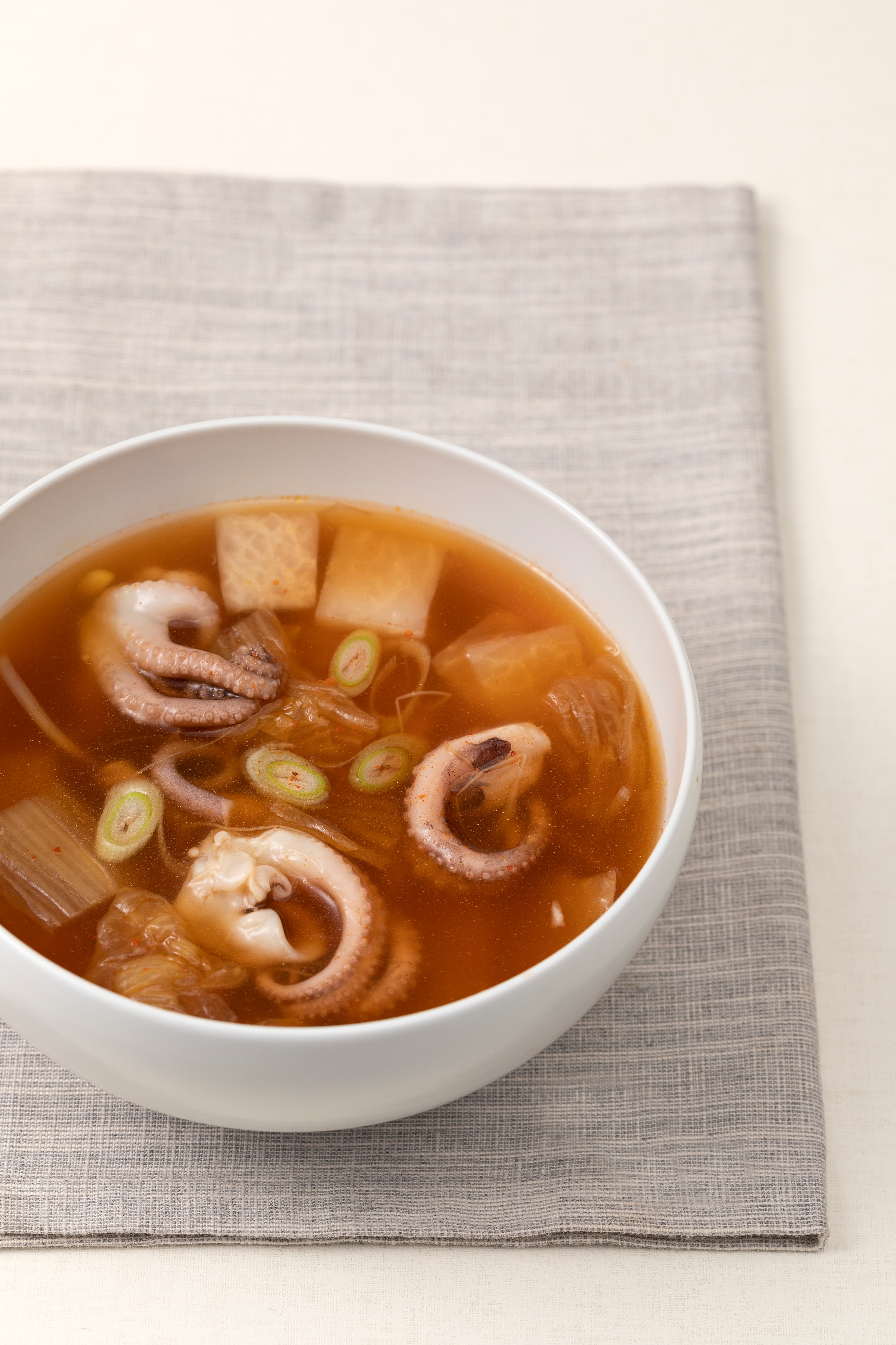 章鱼黄豆芽汤