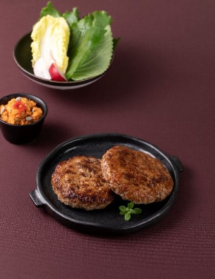 Damyang-style Tteokgalbi with Vegetable Wrap