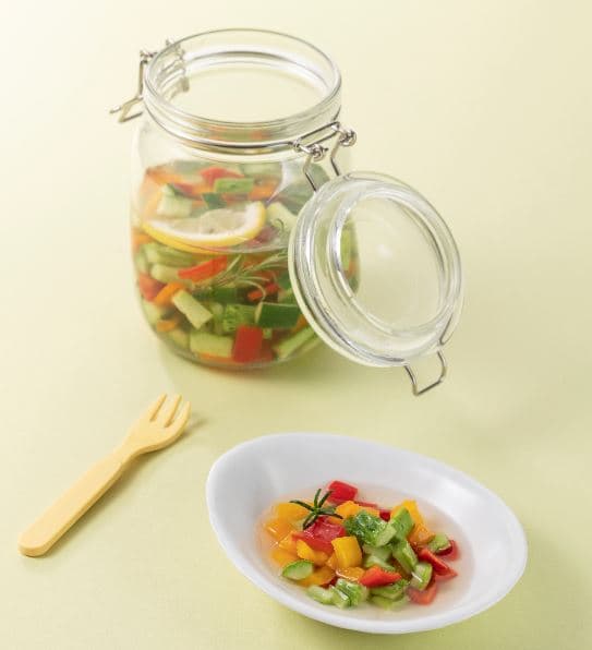 Tangy Cucumber and Bell Pepper Salad