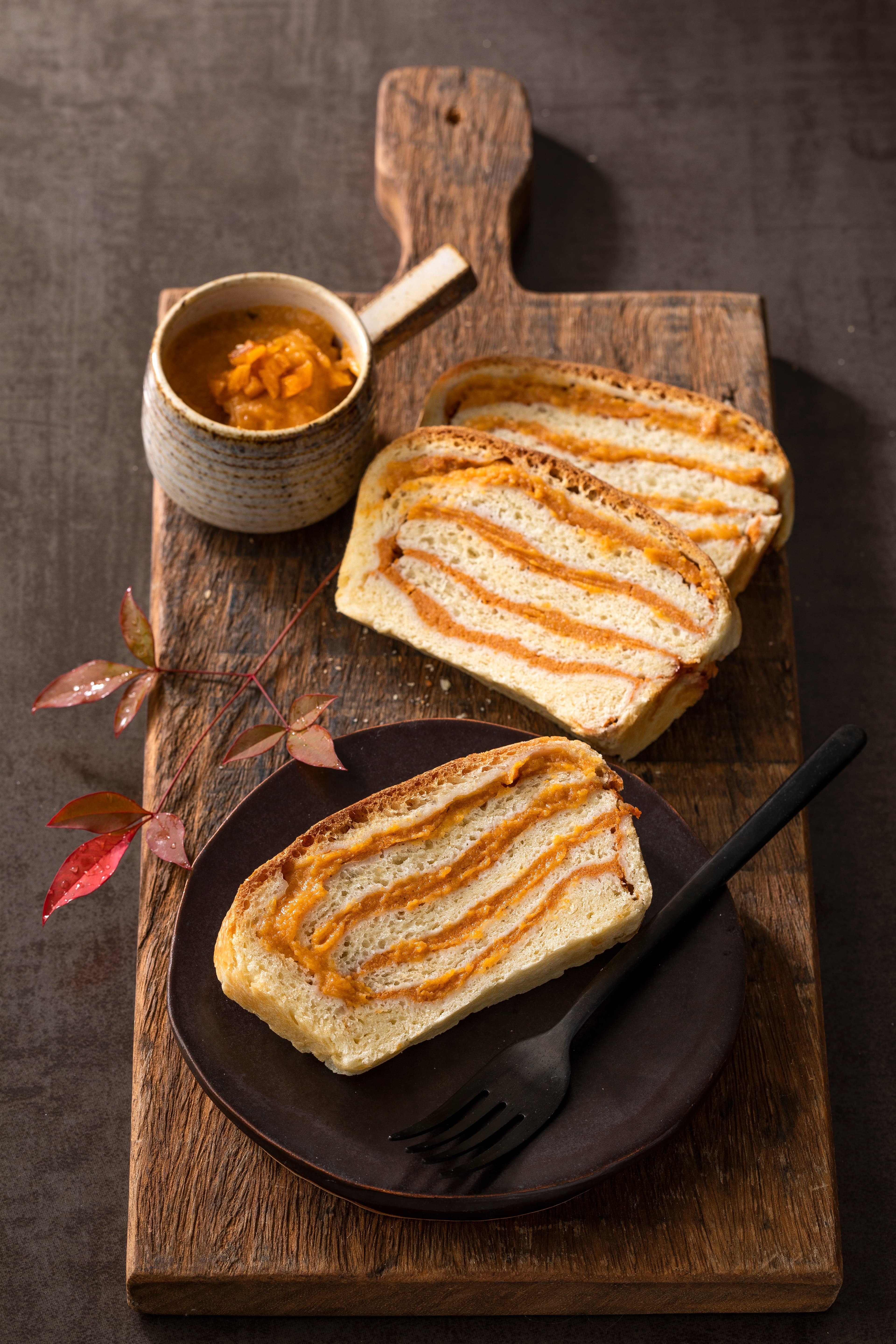 Ripe Persimmon Jam White Bread