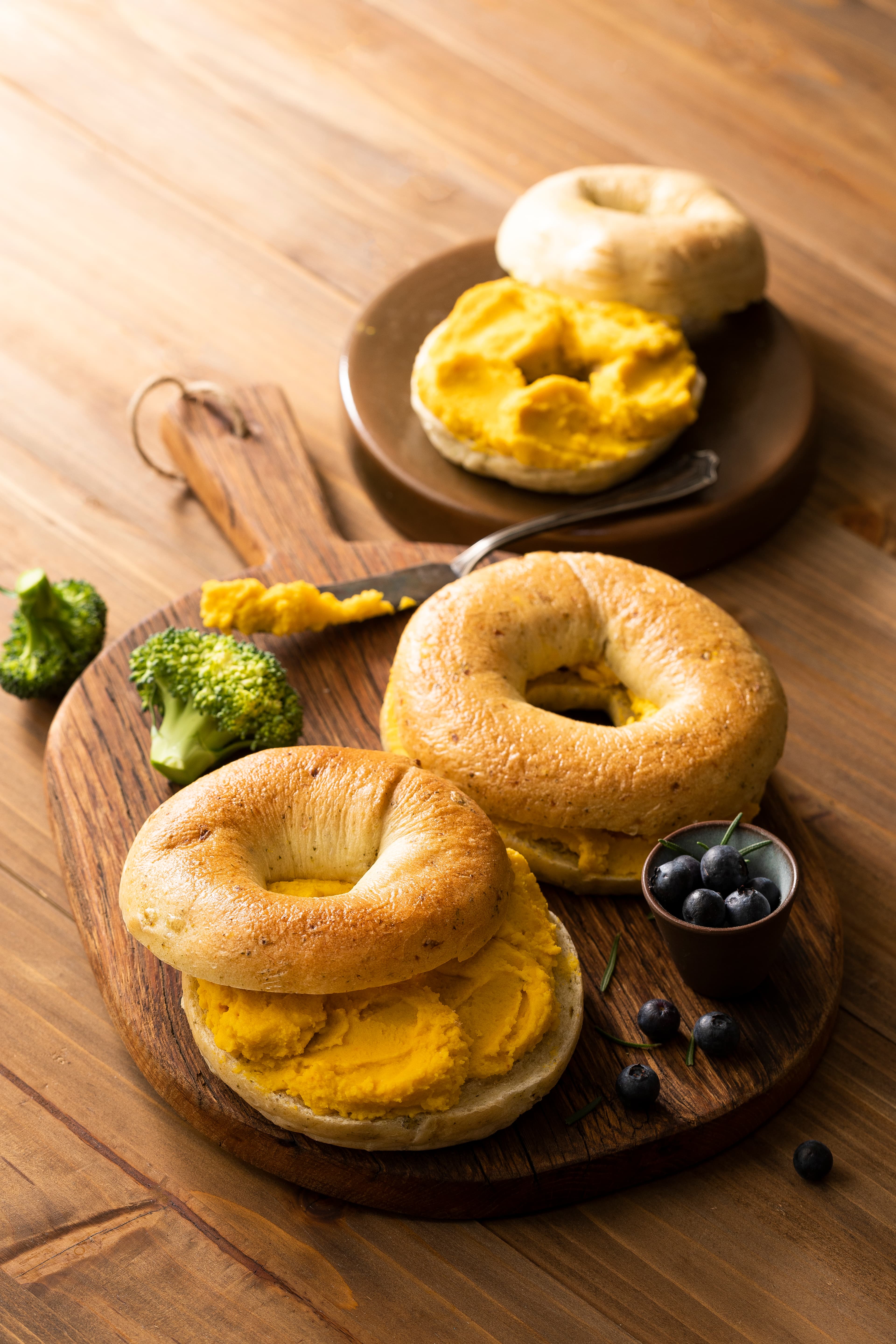 Broccoli Bagel with Sweet Pumpkin Cream