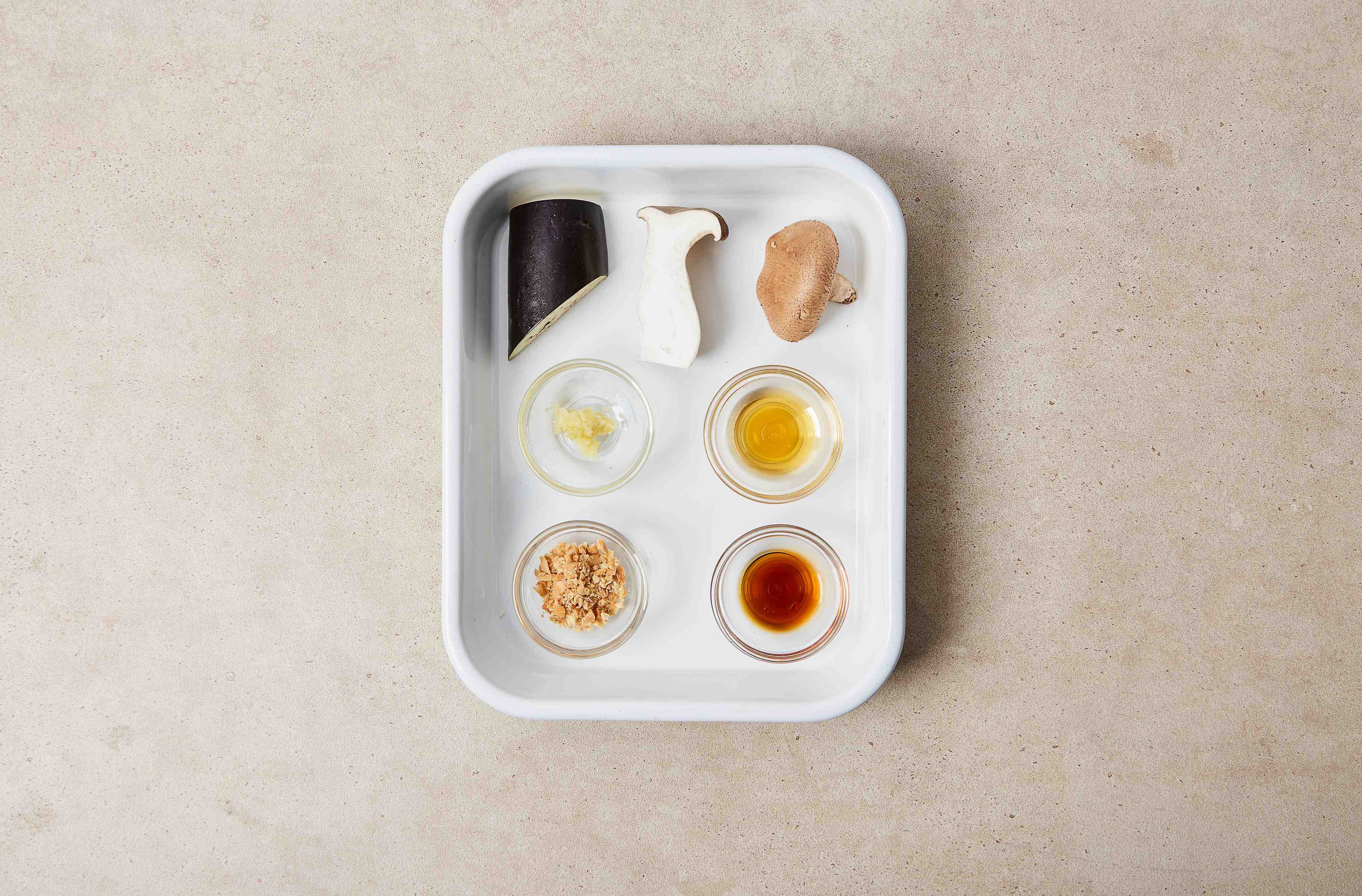 Seasoned Mushroom and Eggplant with Peanut Sauce
