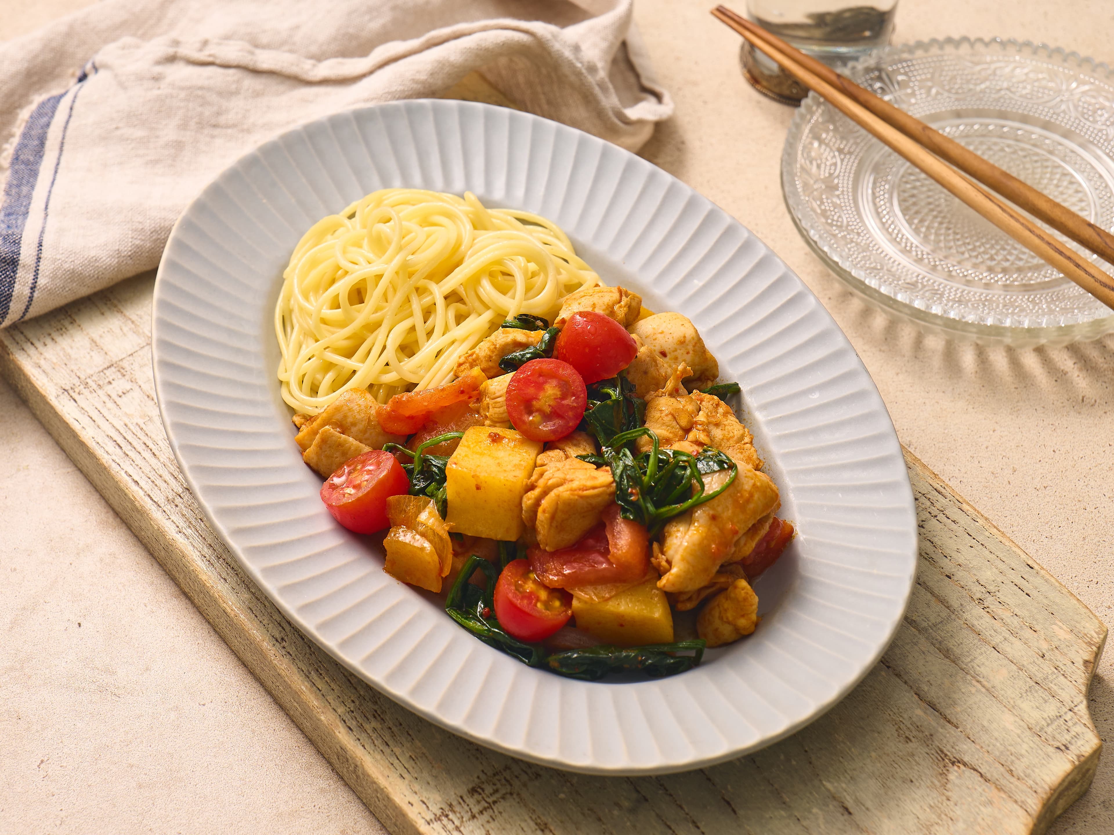 Spicy Braised Chicken with Tomato and Spinach