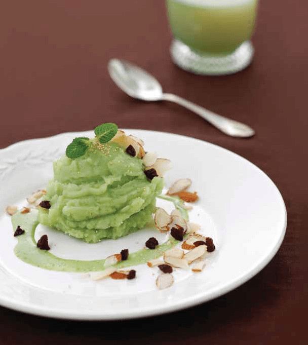Spinach Milk Sauce with Green Mashed Potato