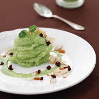 Spinach Milk Sauce with Green Mashed Potato