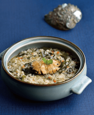 Abalone Porridge Rich in Ocean Flavor