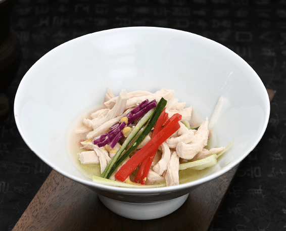 Chogyetang (Cold Chicken Soup)