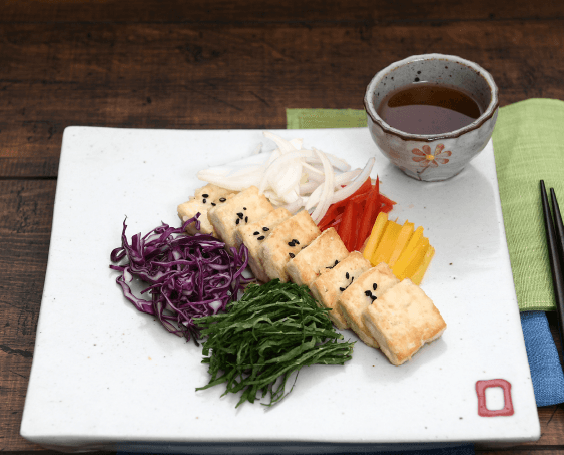 Three-color Salad with Grilled Tofu