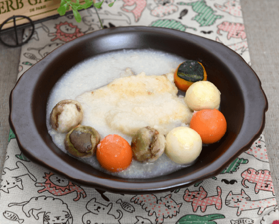 Halibut Steak with Cauliflower Sauce