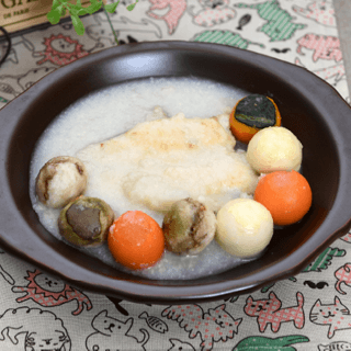 Halibut Steak with Cauliflower Sauce