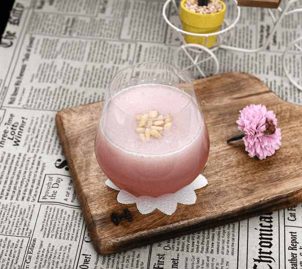 Fizzy Schisandra Berry Punch