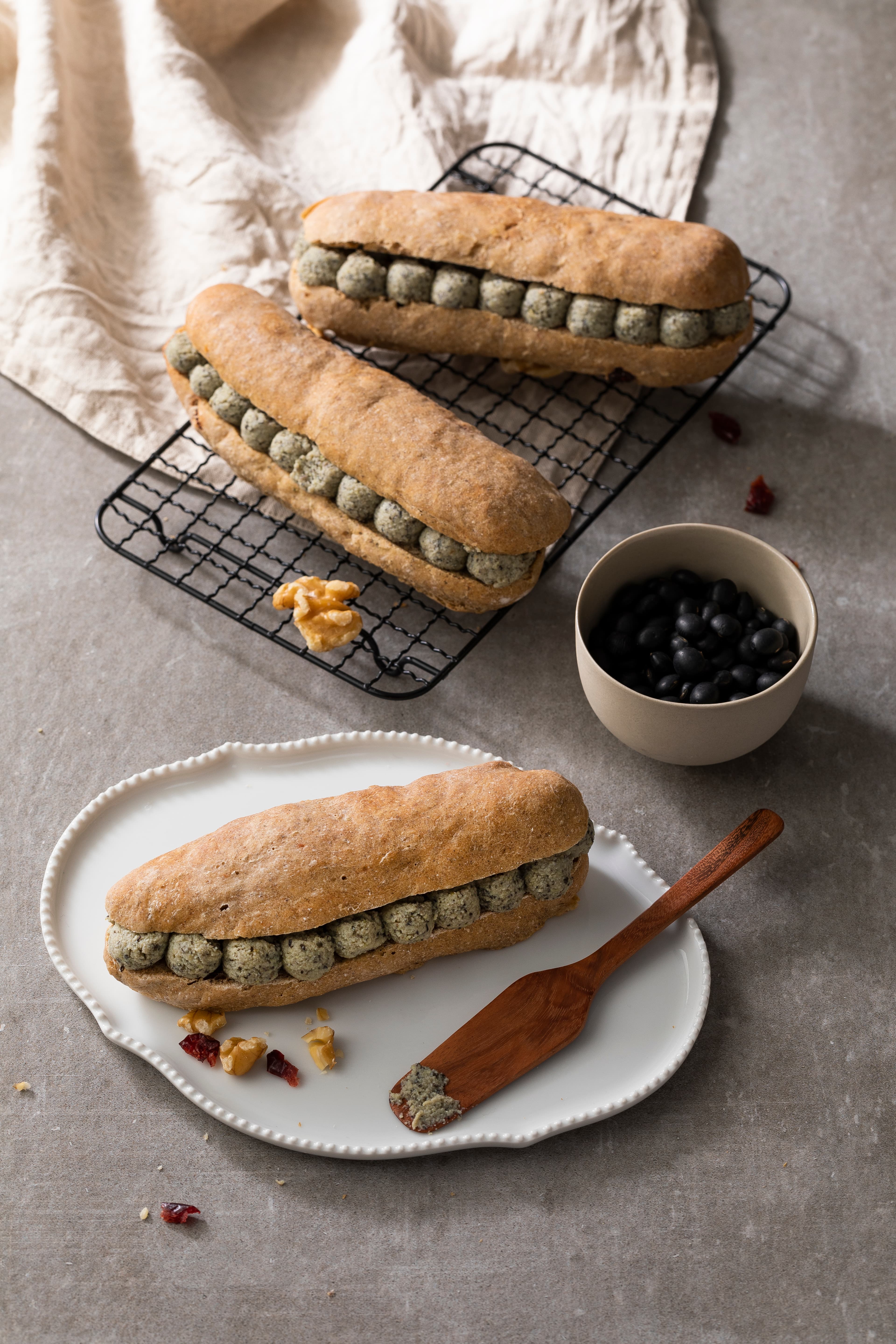 Black Bean Cream Bread