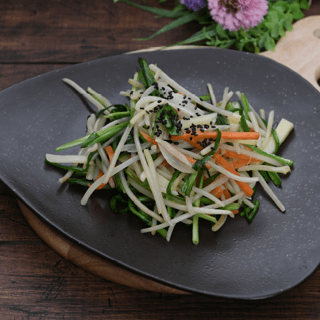Stir-fried Bean Sprout and Chive
