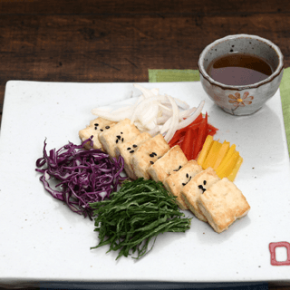 Three-color Salad with Grilled Tofu
